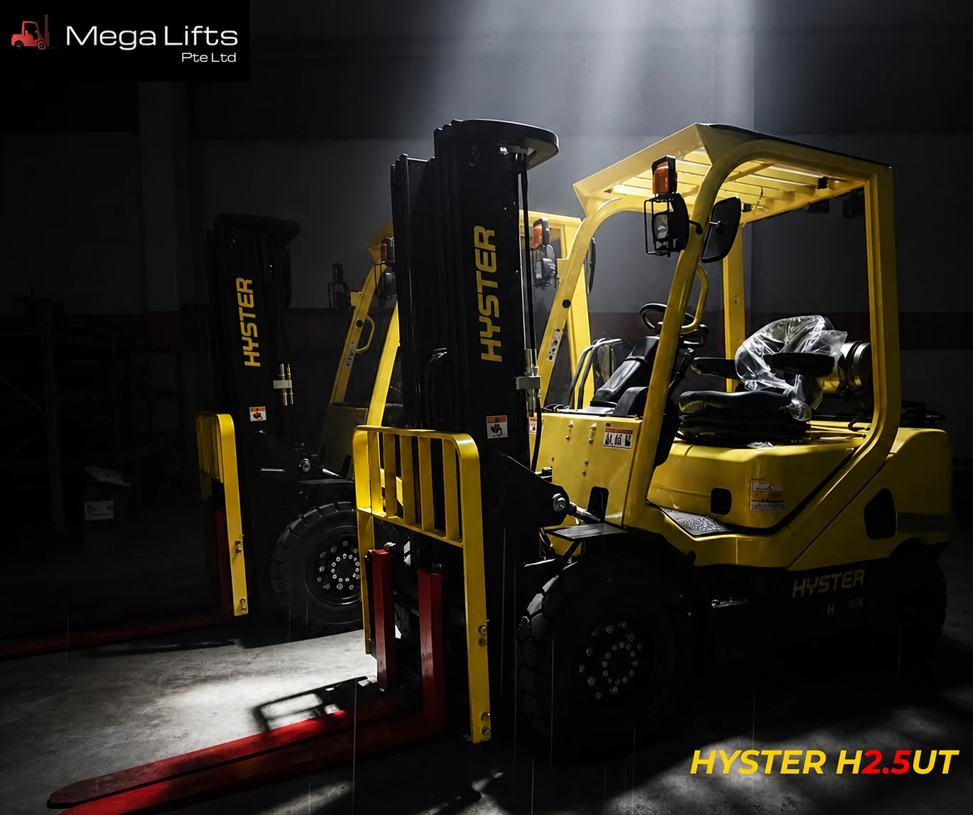 Forklift equipment receiving service support